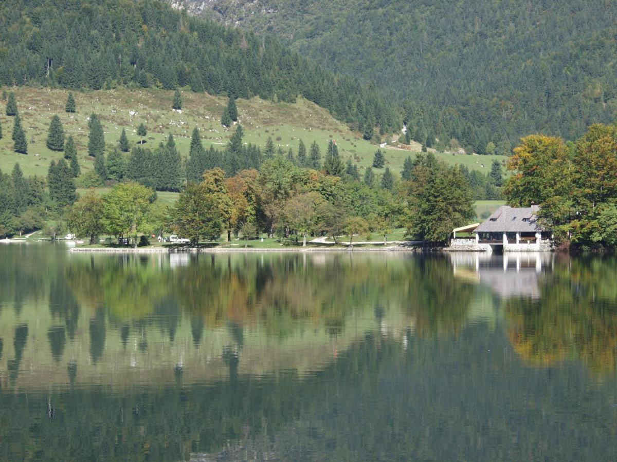 Accommodation Destina, Lake Бохин Екстериор снимка